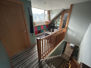 Photo 19- click for photo gallery